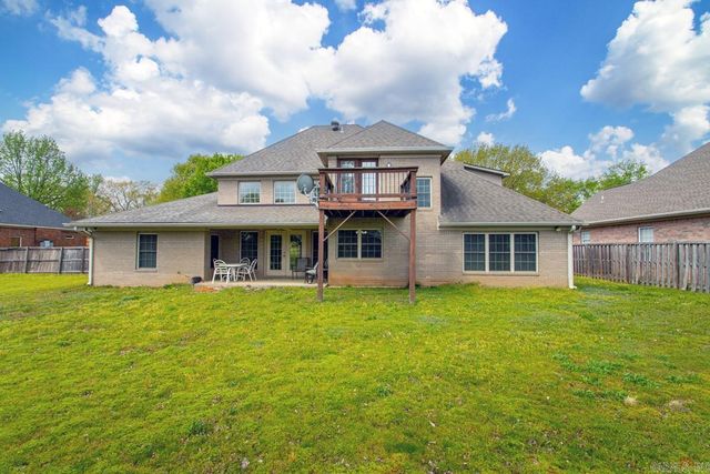 5818 Westminster Drive, Benton, AR 72019