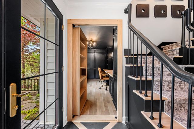 17 Foxhunt Trl, Little Rock, AR 72227