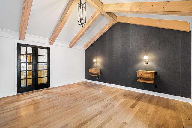 17 Foxhunt Trl, Little Rock, AR 72227