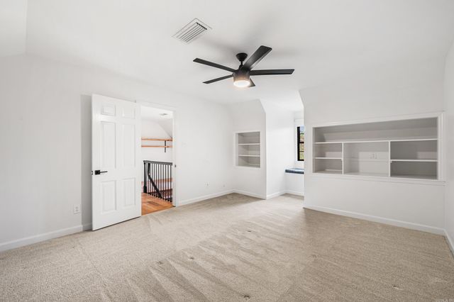 17 Foxhunt Trl, Little Rock, AR 72227