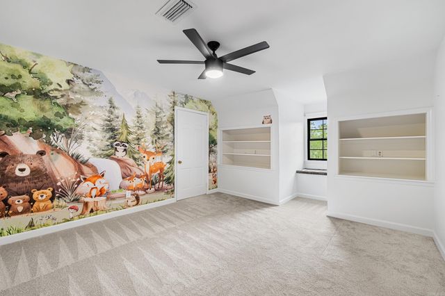 17 Foxhunt Trl, Little Rock, AR 72227