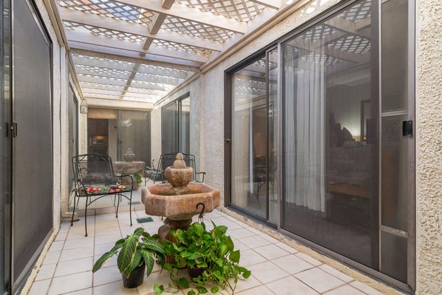 40 Camino Arroyo Place, Palm Desert, CA 92260