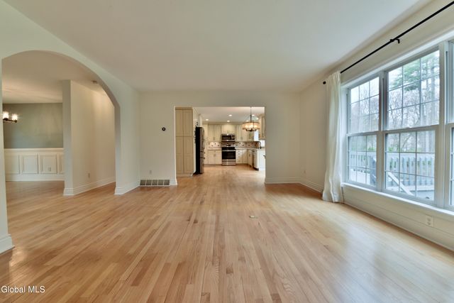 681 Stark Terrace, Milton, NY 12020