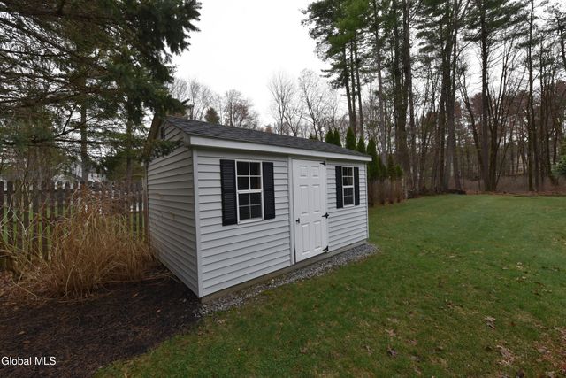 681 Stark Terrace, Milton, NY 12020