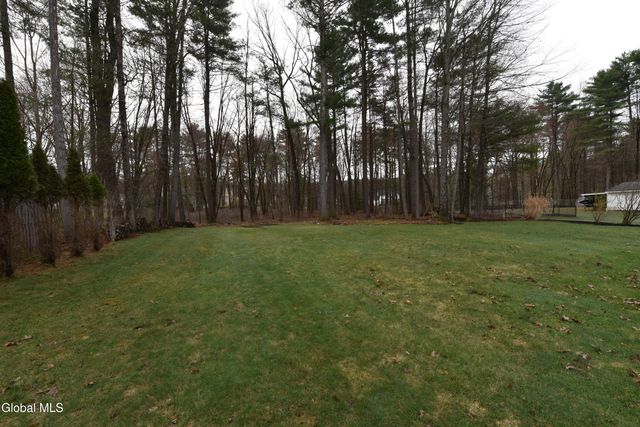 681 Stark Terrace, Milton, NY 12020