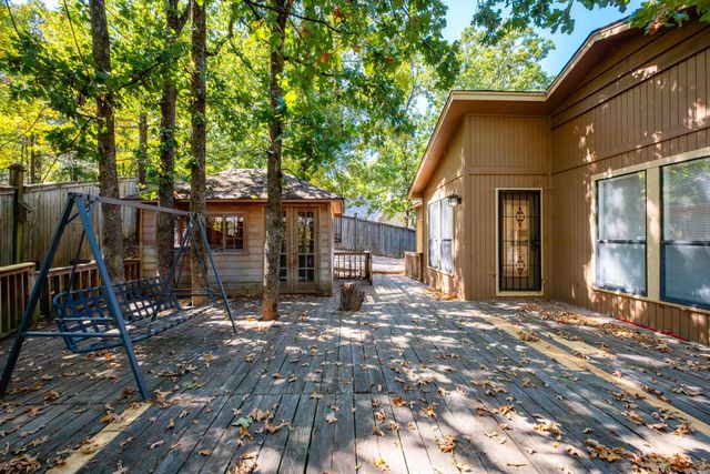 17 Perdido Dr, Little Rock, AR 72211