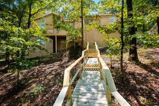 17 Perdido Dr, Little Rock, AR 72211