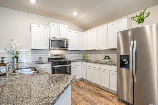 106 Sage Sparrow, San Antonio, TX 78253