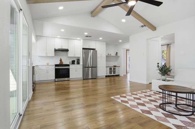 12310 Valley Forge Circle, San Antonio, TX 78233