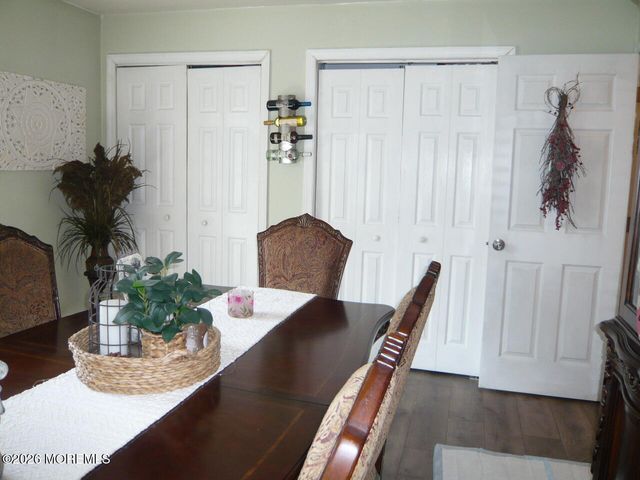 521 Garfield Avenue, Toms River, NJ 08753