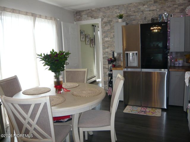 521 Garfield Avenue, Toms River, NJ 08753