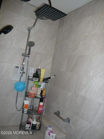 521 Garfield Avenue, Toms River, NJ 08753