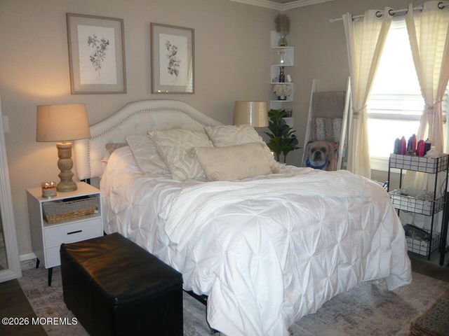 521 Garfield Avenue, Toms River, NJ 08753