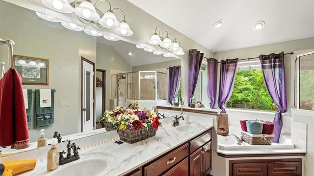 4586 Willowbrook Lane, Edmond, OK 73034