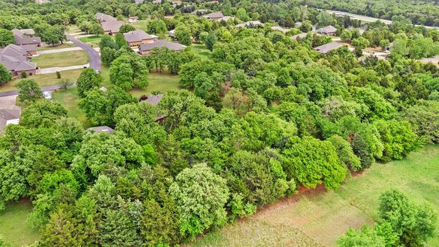 4586 Willowbrook Lane, Edmond, OK 73034