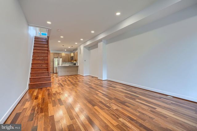 4329 FALLS RD, Baltimore, MD 21211