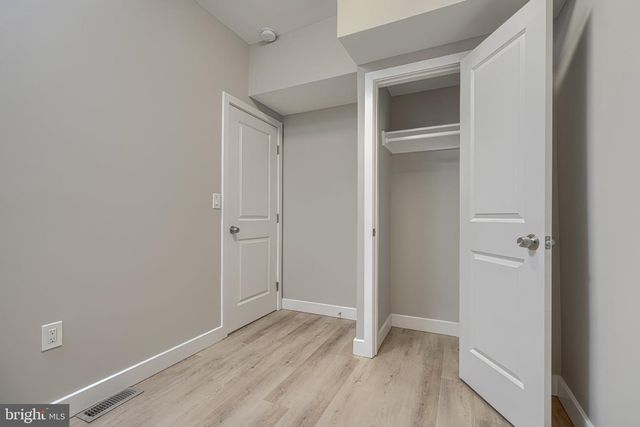 4329 FALLS RD, Baltimore, MD 21211