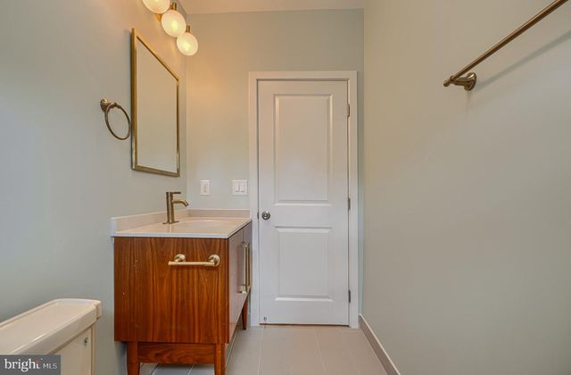 4329 FALLS RD, Baltimore, MD 21211