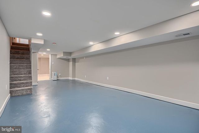 4329 FALLS RD, Baltimore, MD 21211