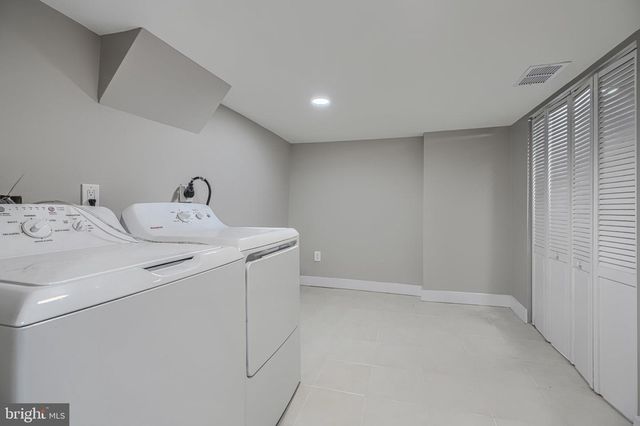 4329 FALLS RD, Baltimore, MD 21211