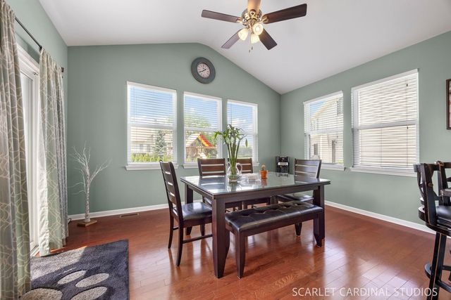 1128 Kingsmill Drive, Algonquin, IL 60102