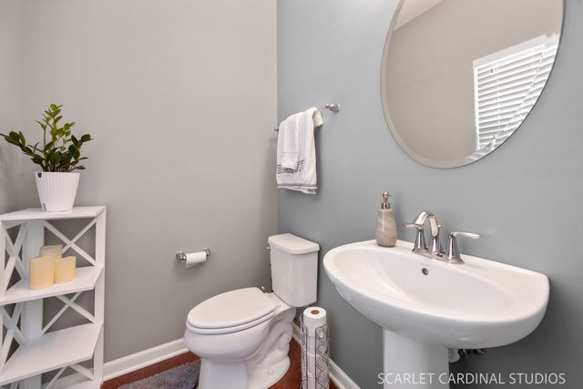 1128 Kingsmill Drive, Algonquin, IL 60102