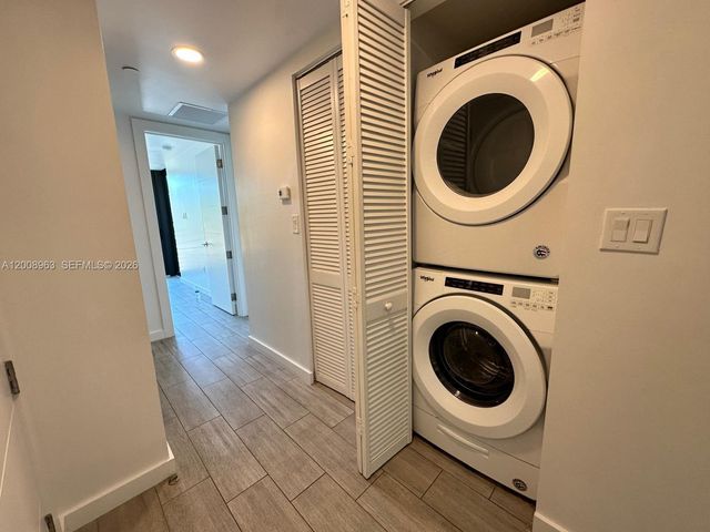 722 NE 15th Ave 2, Fort Lauderdale, FL 33304