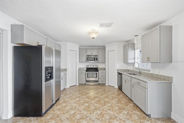 629 MILFORD STREET, Davenport, FL 33897