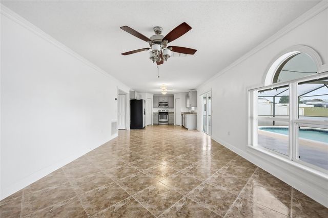 629 MILFORD STREET, Davenport, FL 33897