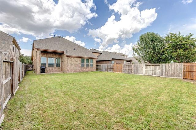 19315 S Cottonwood Green Lane, Cypress, TX 77433