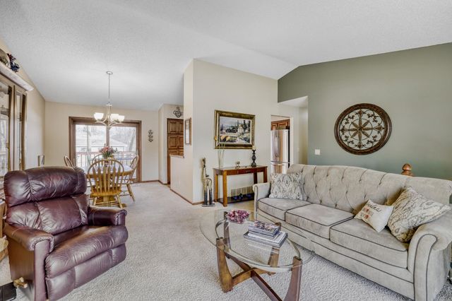 10185 Upper 178th Street W, Lakeville, MN 55044