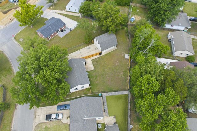1610 E Evanston, Park City, KS 67219