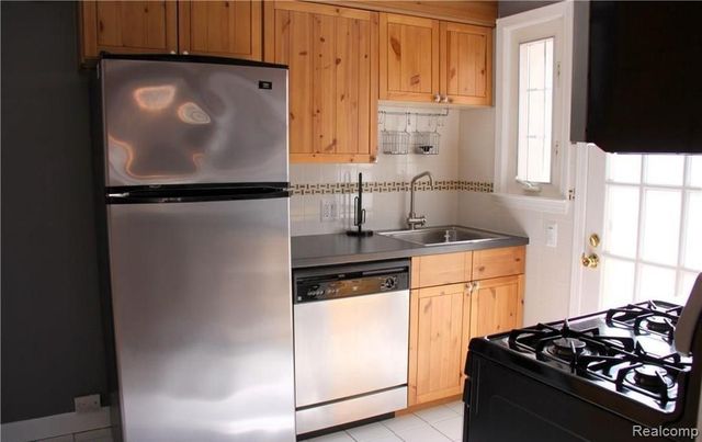 1796 Graefield Road 20, Birmingham, MI 48009