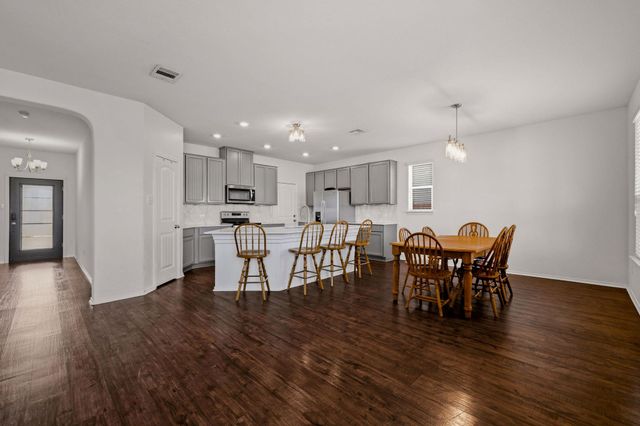 220 Saranac DR, Elgin, TX 78621