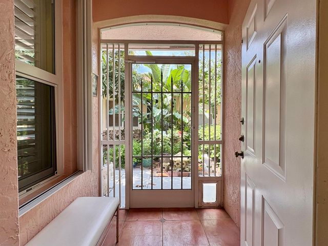 315 CORAL TRACE Lane, Delray Beach, FL 33445