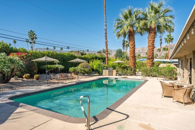 73593 Pinyon Street, Palm Desert, CA 92260