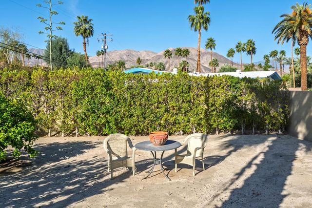 73593 Pinyon Street, Palm Desert, CA 92260