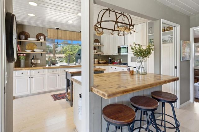 73593 Pinyon Street, Palm Desert, CA 92260