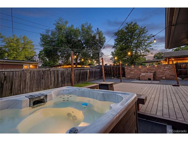 9314 Ridge Rd, Arvada, CO 80002