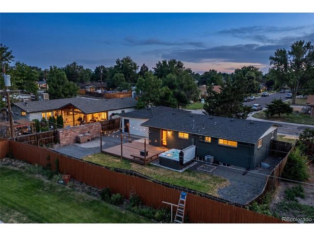 9314 Ridge Rd, Arvada, CO 80002