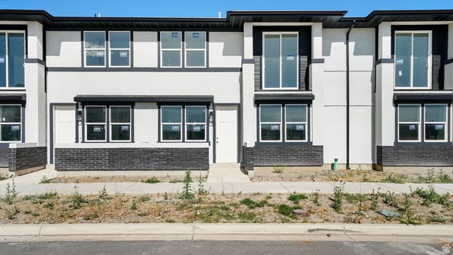 717 S HARRISON DR, Springville, UT 84663