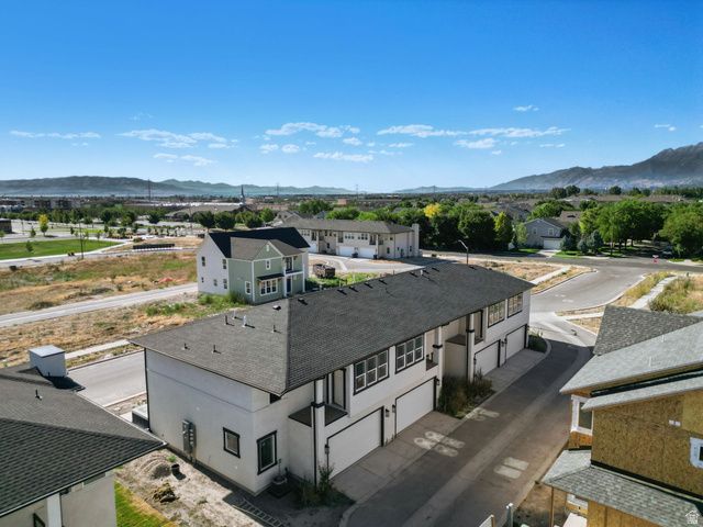 717 S HARRISON DR, Springville, UT 84663
