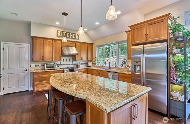 18248 240th Ave SE, Maple Valley, WA 98038