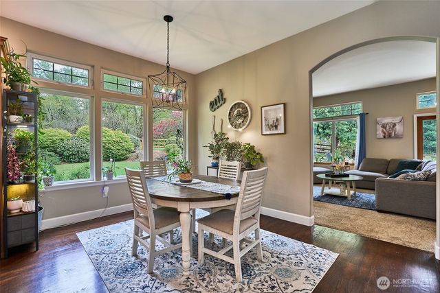 18248 240th Ave SE, Maple Valley, WA 98038
