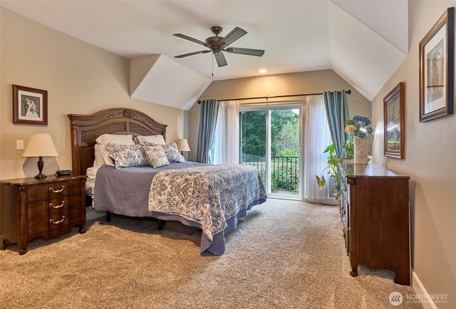 18248 240th Ave SE, Maple Valley, WA 98038