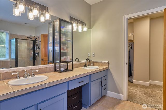 18248 240th Ave SE, Maple Valley, WA 98038