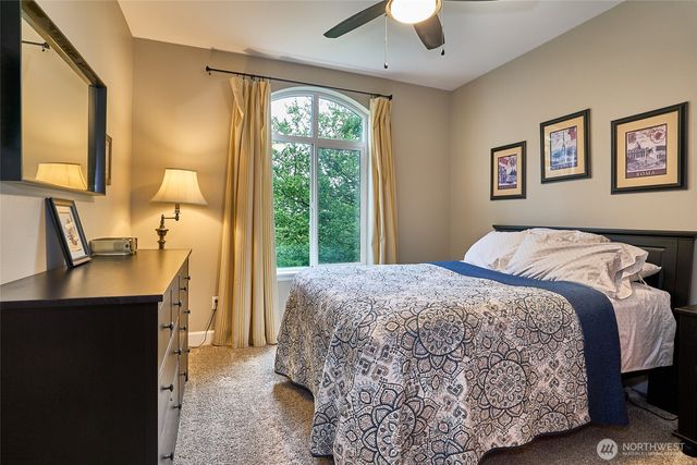 18248 240th Ave SE, Maple Valley, WA 98038