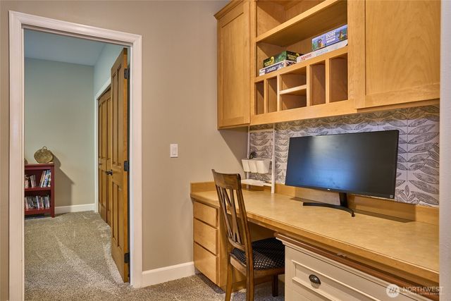 18248 240th Ave SE, Maple Valley, WA 98038