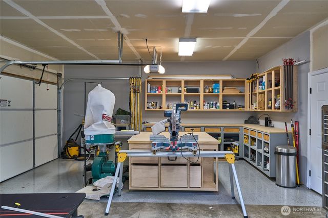 18248 240th Ave SE, Maple Valley, WA 98038