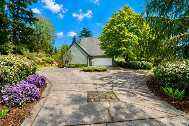 18248 240th Ave SE, Maple Valley, WA 98038